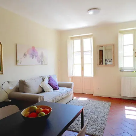 Porta Elisa لوكا