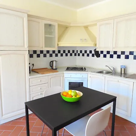 Porta Elisa لوكا